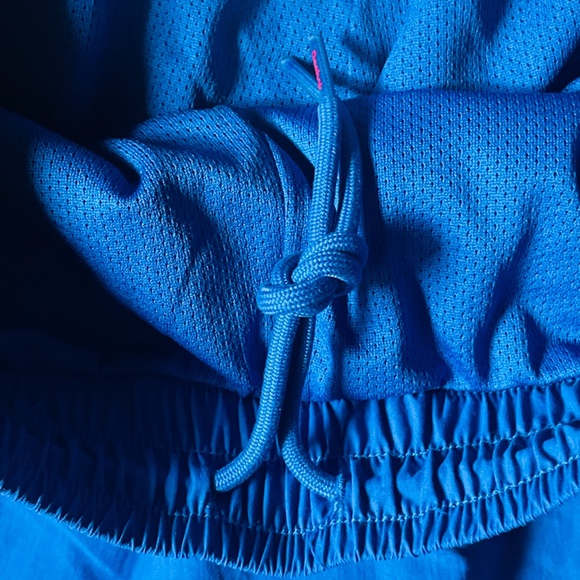 Reebok Men/Unisex S  Blue Classics Vector Shorts - Picture 3 of 8